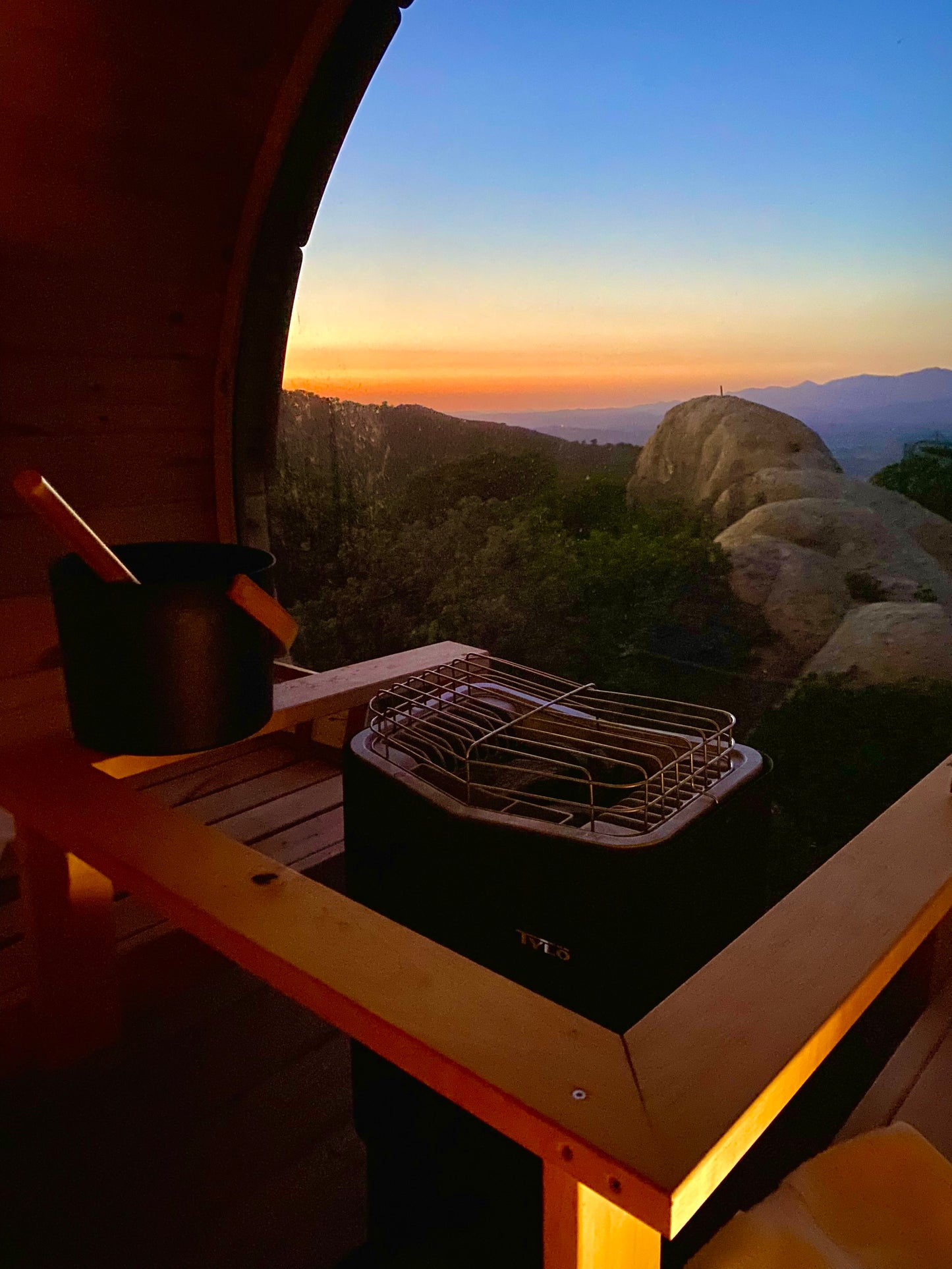 Scandinavian Solstice Outdoor Barrel Sauna